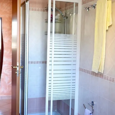 Parcoverdepino בית הארחה